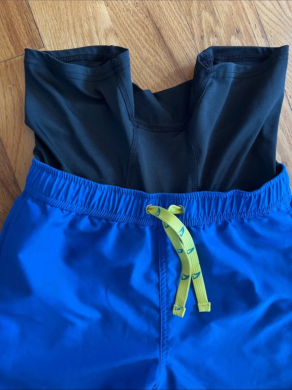DryFins Royal Classic Blue Boys Swim Trunks with Lime Drawstring Kids 6/7